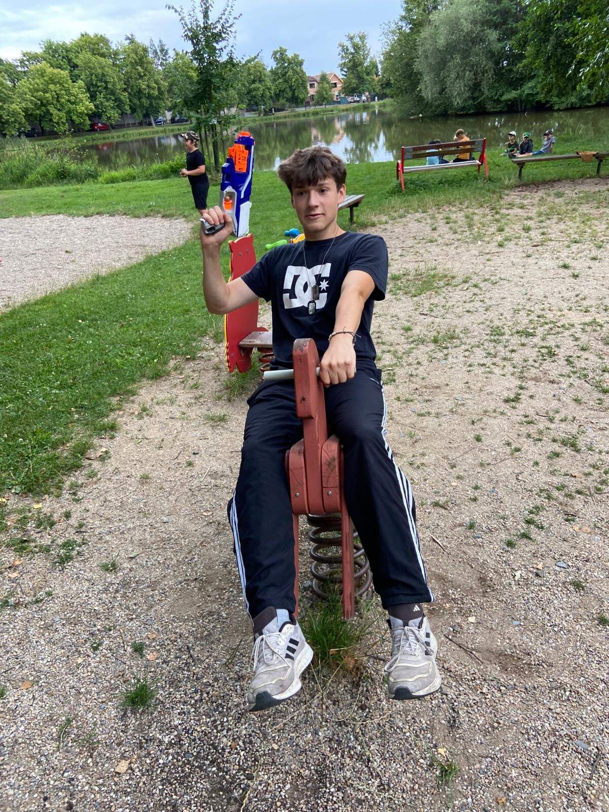 vedoucí na NERF příměstském táboře